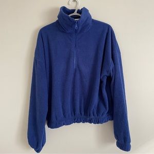 URBAN Outfitters - 1/4 zip up fleece size large